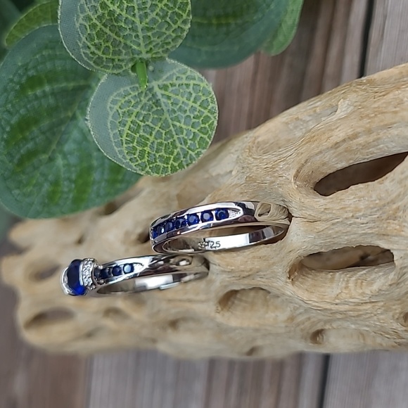 BLUE SAPPHIRE AND SILVER TWO PIECE RING SET - Picture 3 of 8